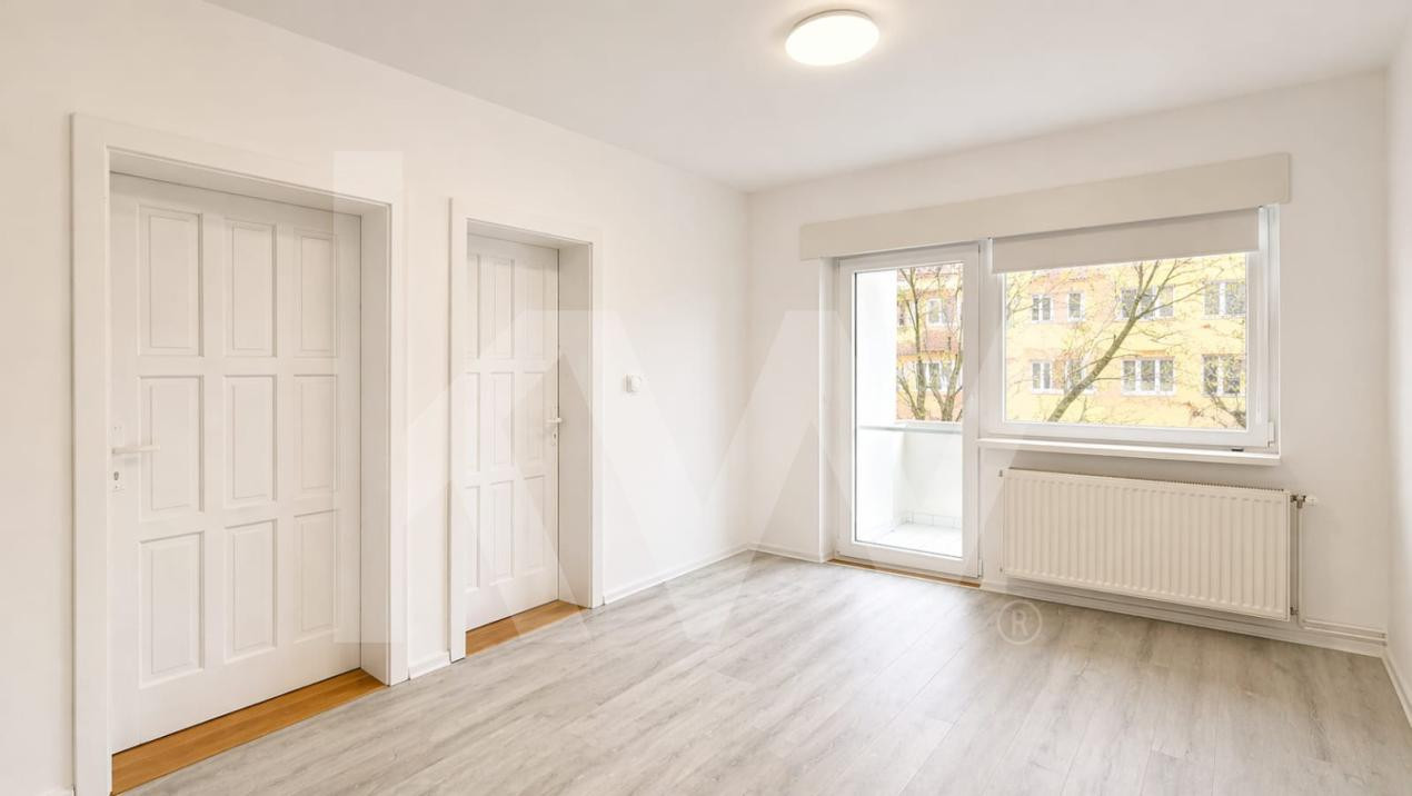 Apartament la casa 4 camere de închiriat – la 5 minute de Parcul Sub Arini