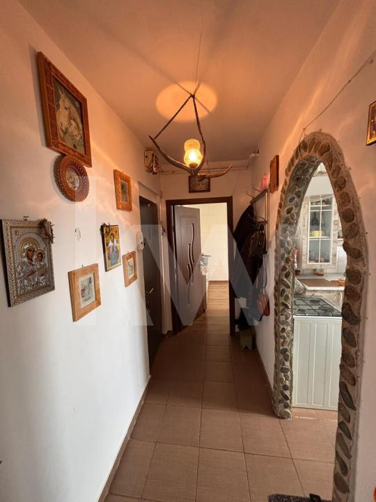 Apartament 3 camere de vanzare - Victoria, Brasov