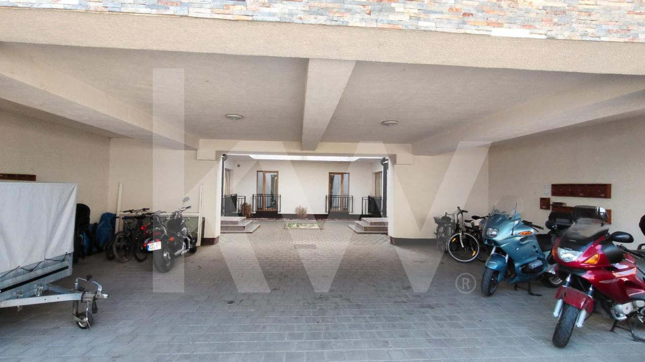 Apartament  de vanzare cu 4 camere Arhitectilor