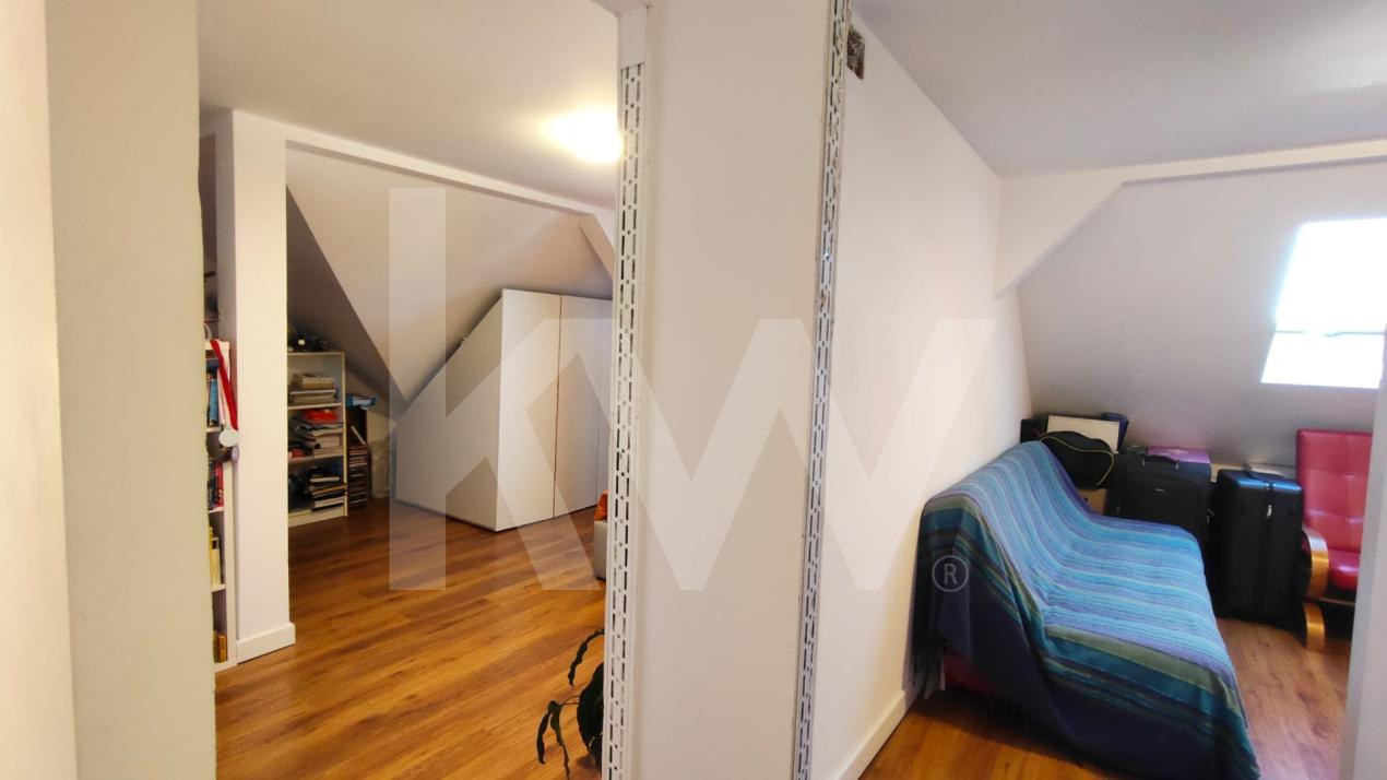 Apartament  de vanzare cu 4 camere Arhitectilor