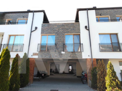 Apartament  de vanzare cu 4 camere Arhitectilor