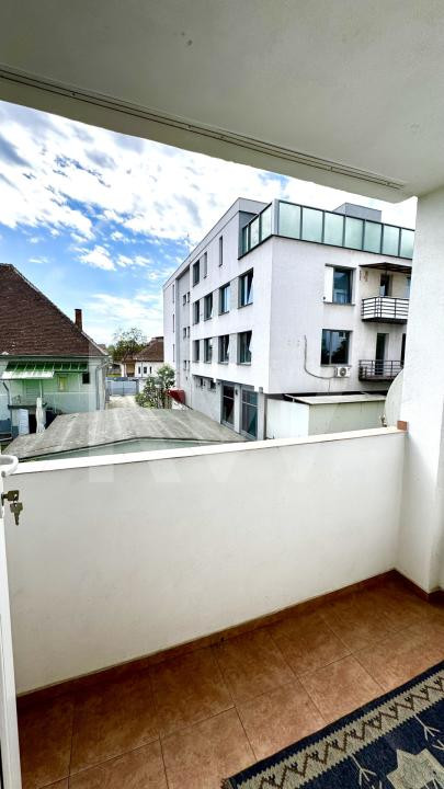 Apartament 2 camere decomandat de închiriat | Zonă Centrală - Calea Dumbrăvii