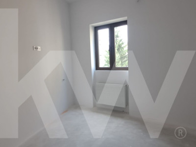 Garsoniera spatioasa ,  decomandata , ultracentral, predare la alb.