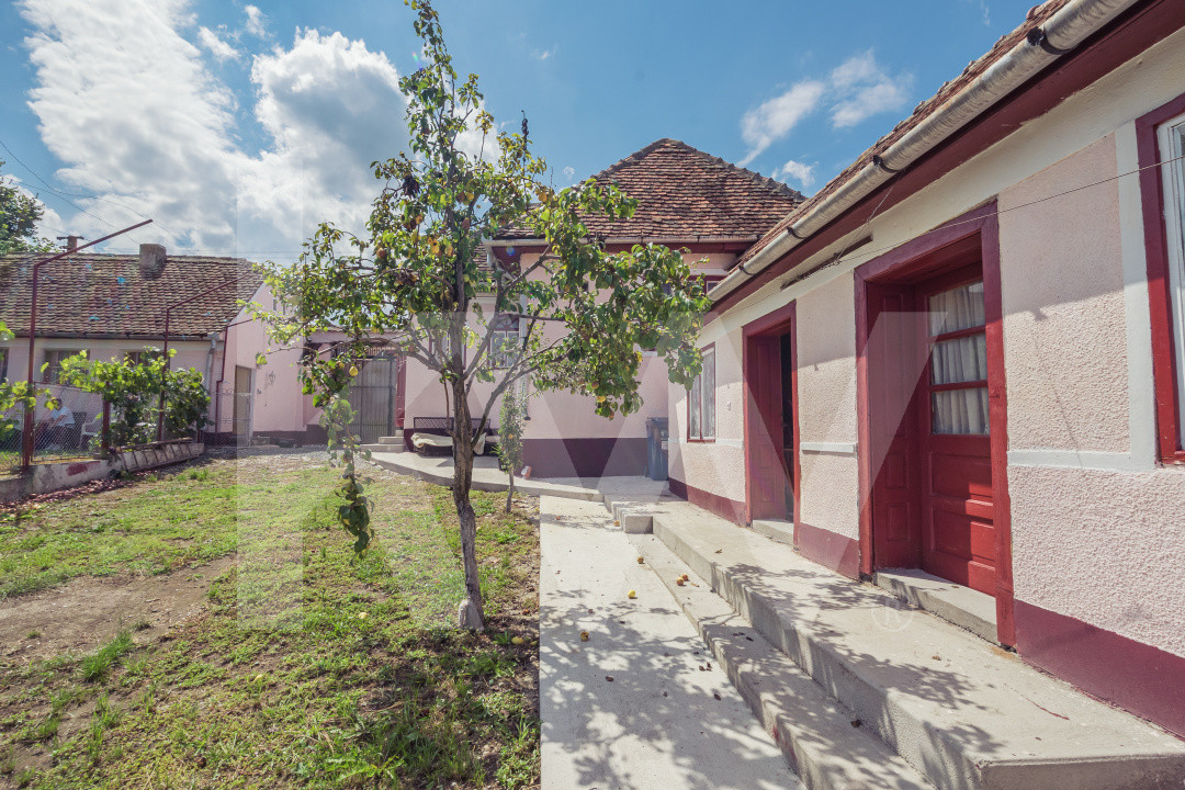 Casă individuală | Teren 1.132 mp | Vedere panoramică | Alămor