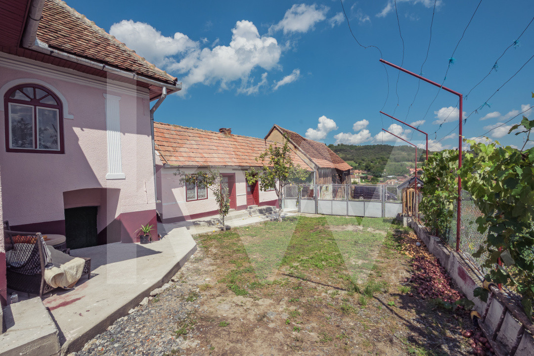 Casă individuală | Teren 1.132 mp | Vedere panoramică | Alămor