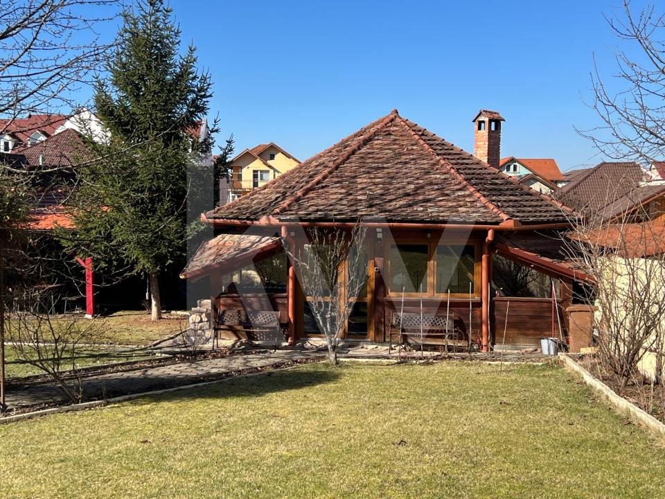 Vilă complet pregătită pentru pensiune sau cazare Sibiu Strand - Parc Sub Arini