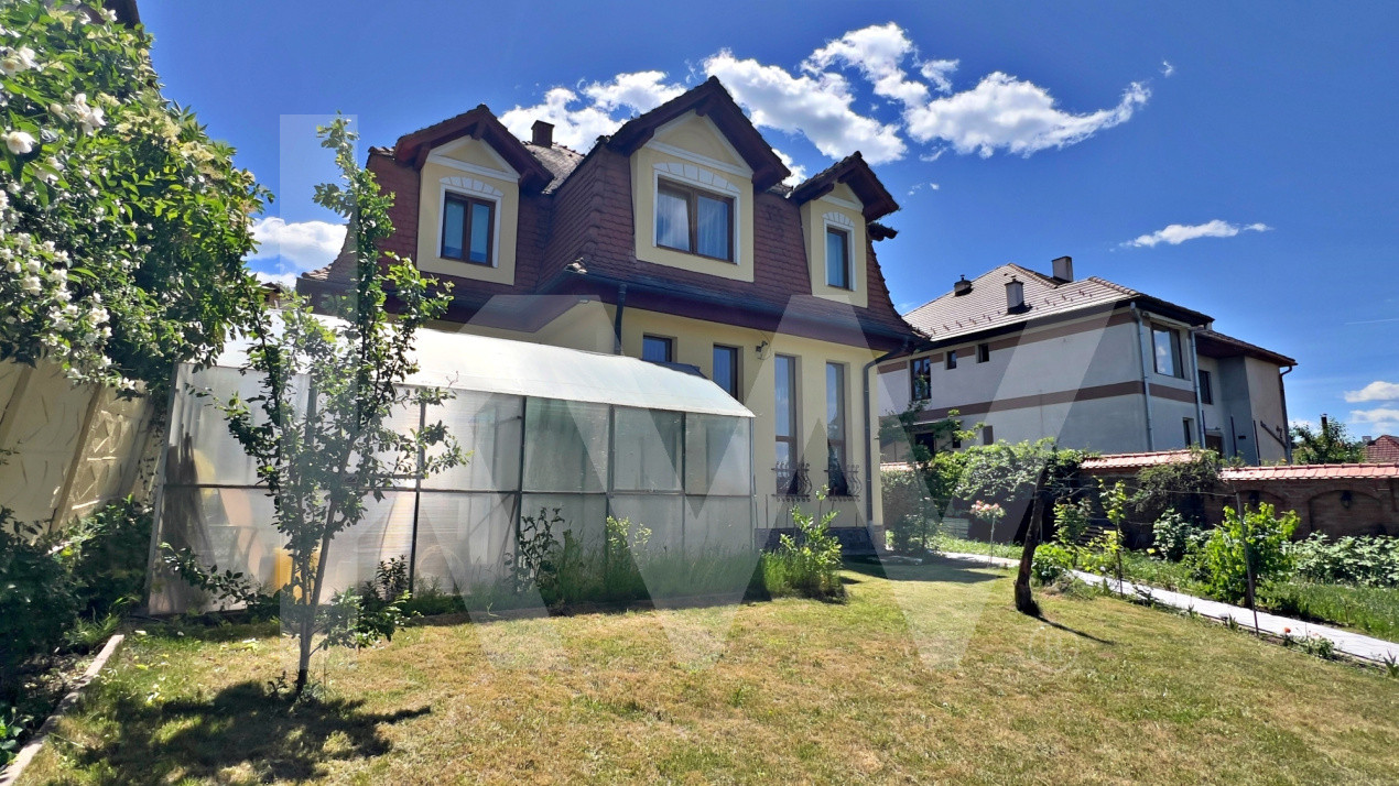 Vilă complet pregătită pentru pensiune sau cazare Sibiu Strand - Parc Sub Arini
