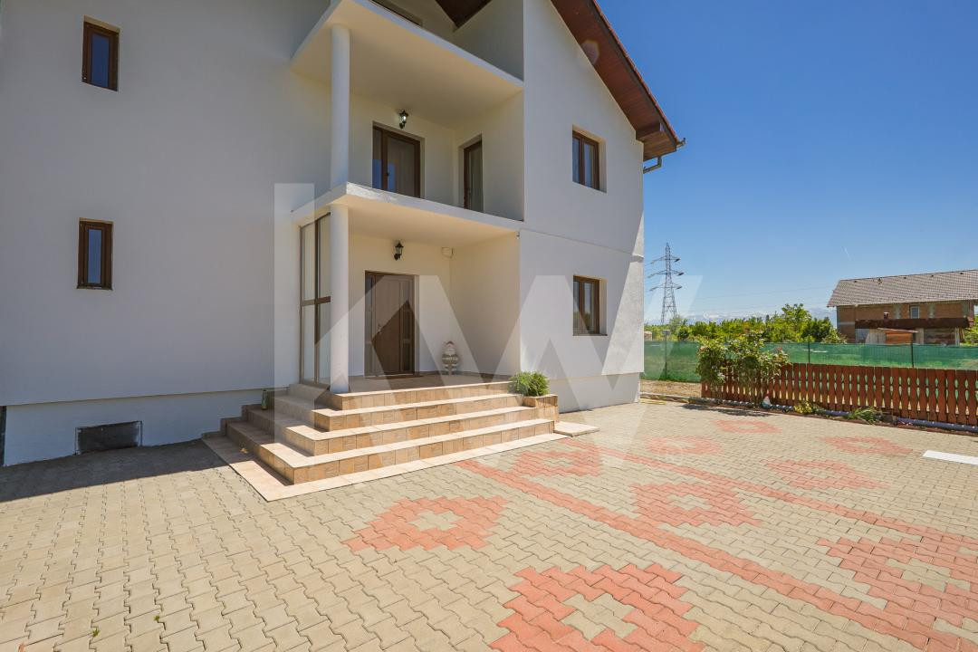 Casă individuală în Veterani, curte liberă 400 mp, zonă foarte căutată!