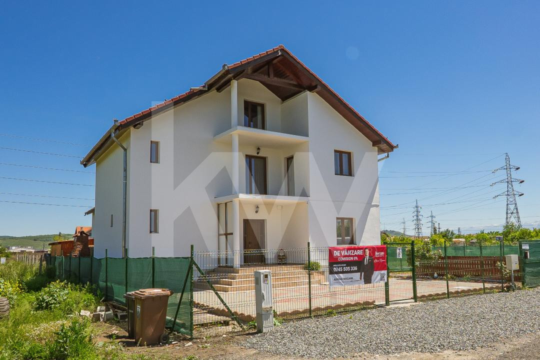 Casă individuală în Veterani, curte liberă 400 mp, zonă foarte căutată!