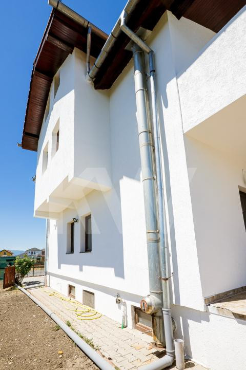 Casă individuală în Veterani, curte liberă 400 mp, zonă foarte căutată!