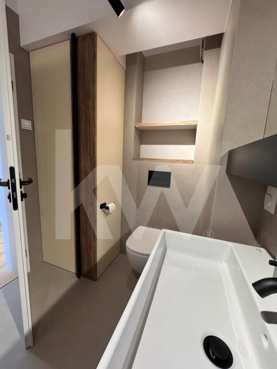 Apartament premium cu 3 camere – design personalizat și terasă spațioasă 