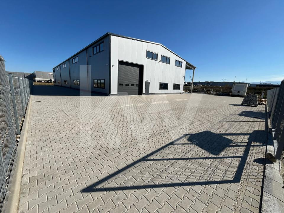 DE ÎNCHIRIAT — Hală producție/depozitare + birouri. Parcul Industrial Vest-Sibiu