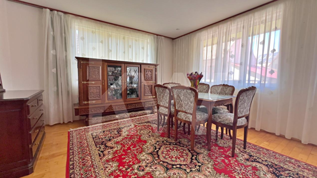 Casă 6 camere D+P+M-238 mp utili, 514 mp curte, Zona  Cartier Kogalniceanu 