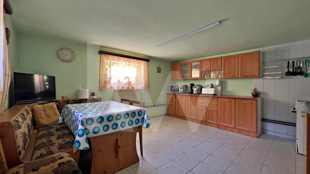 Casă 6 camere D+P+M-238 mp utili, 514 mp curte, Zona  Cartier Kogalniceanu 