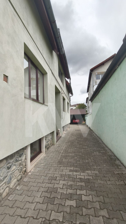 Casă 6 camere D+P+M-217 mp utili, 515 mp curte, Zona  Cartier Kogalniceanu 