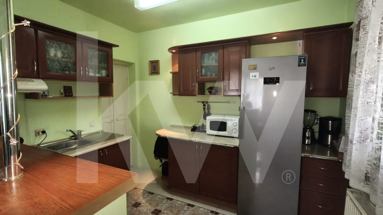 Casă 6 camere D+P+M-217 mp utili, 515 mp curte, Zona  Cartier Kogalniceanu 