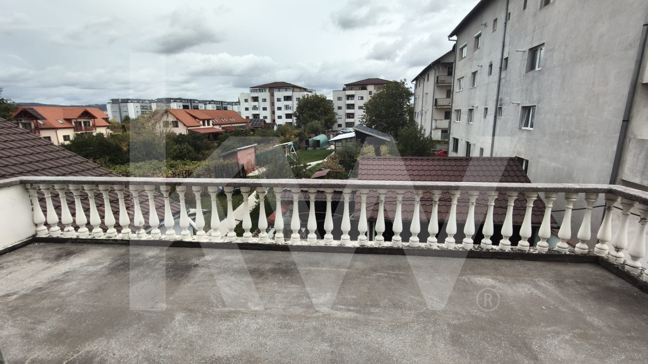Casă 6 camere D+P+M-217 mp utili, 515 mp curte, Zona  Cartier Kogalniceanu 