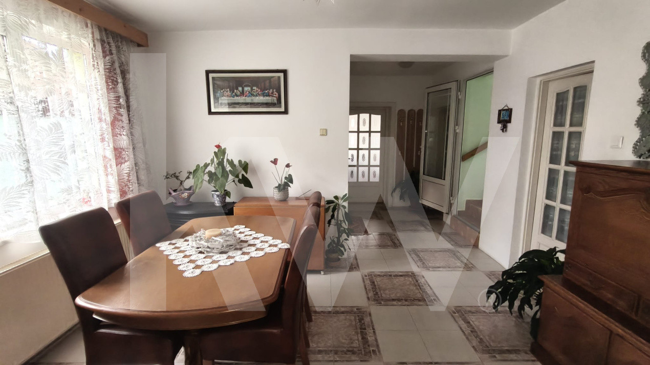 Casă 6 camere D+P+M-217 mp utili, 515 mp curte, Zona  Cartier Kogalniceanu 