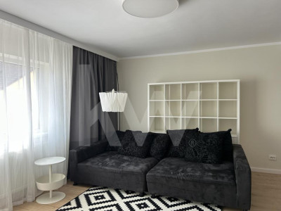 Apartament 2 camere, disponibil imediat, zona Ștrand 
