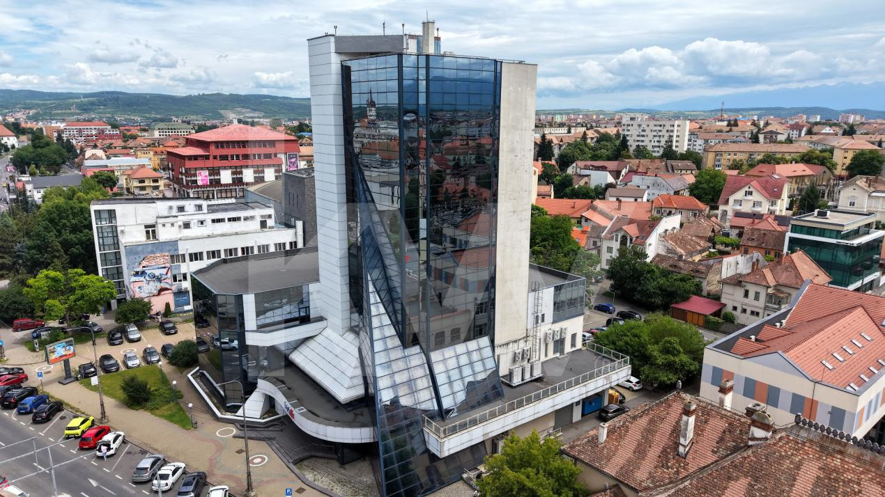 Birouri premium de închiriat | Clădire cu 6 etaje în centrul Sibiului