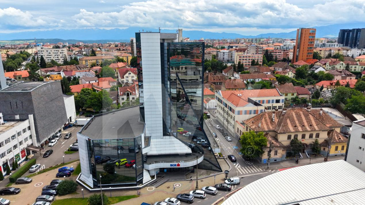 Birouri premium de închiriat | Clădire cu 6 etaje în centrul Sibiului