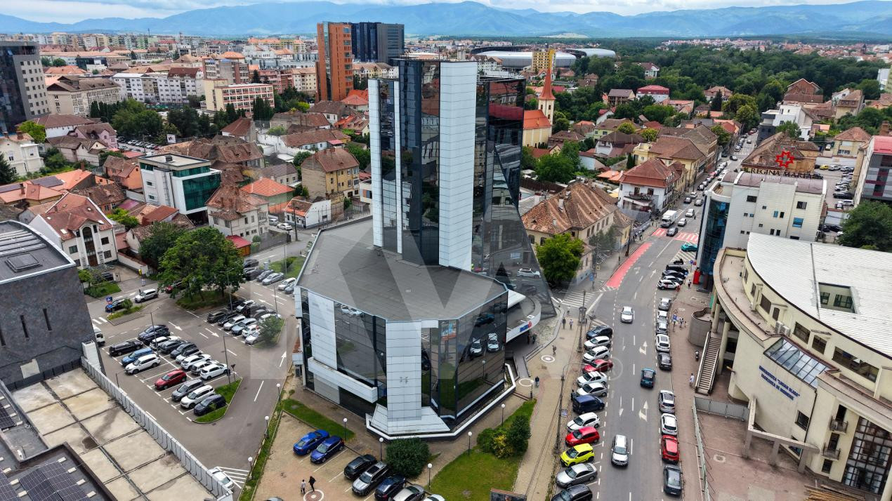 Birouri premium de închiriat | Clădire cu 6 etaje în centrul Sibiului