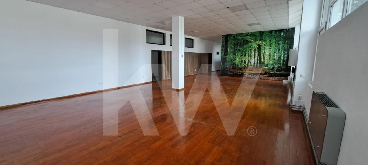 De Închiriat ,spațiu comercial/birouri – parter, acces stradal direct