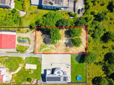 Teren 1340 mp în Cisnădioara – Cu Vedere la Cetatea Medievală și Munții Făgăraș 