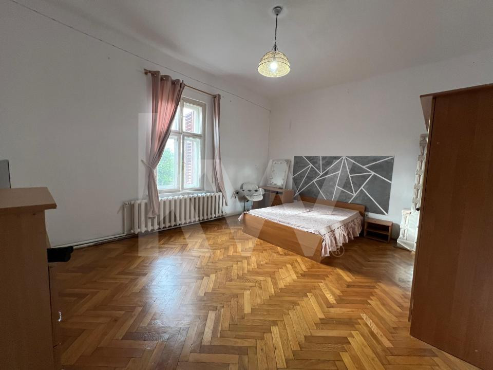 Casa cu gradina de vanzare