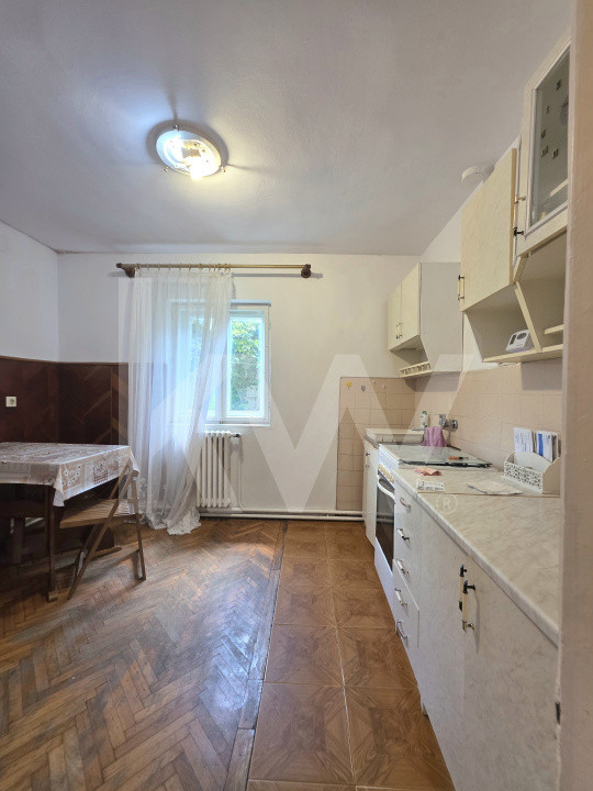 Casa cu gradina de vanzare Medias curte comuna