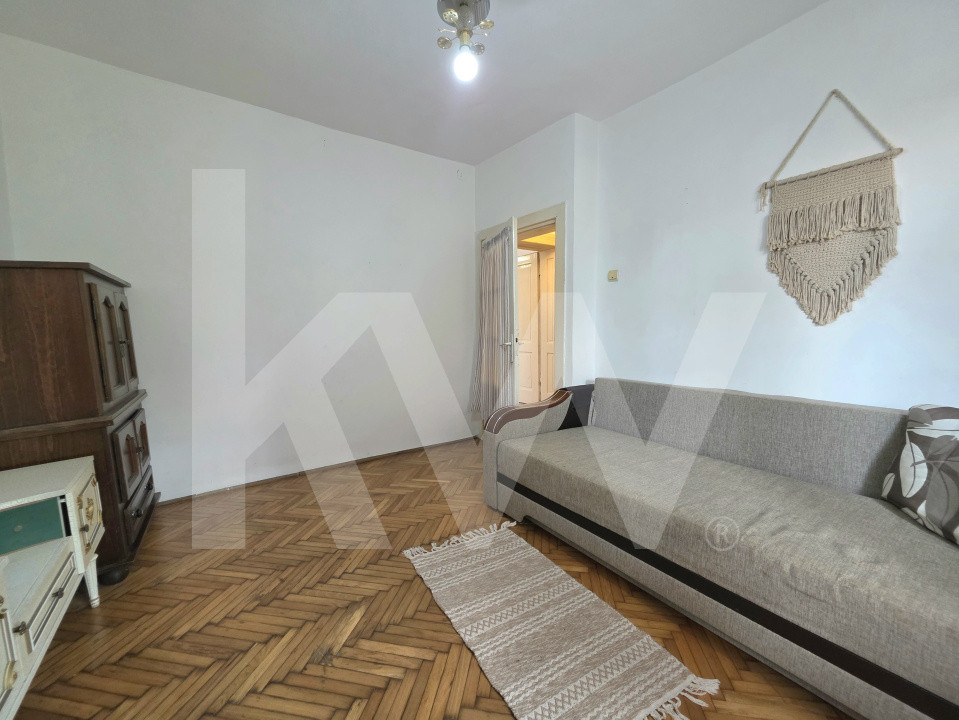 Casa cu gradina de vanzare Medias curte comuna