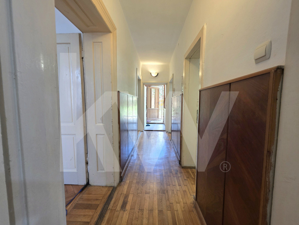 Casa cu gradina de vanzare Medias curte comuna