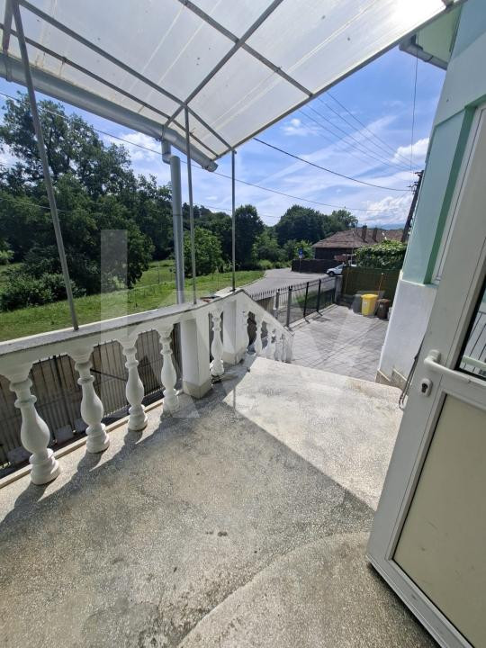 CASA  DE INCHIRIAT 1000euro STR IEZER