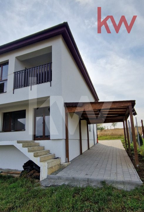 Casa cu teren de 250 mp la pret de apartament - C. Cisnadiei