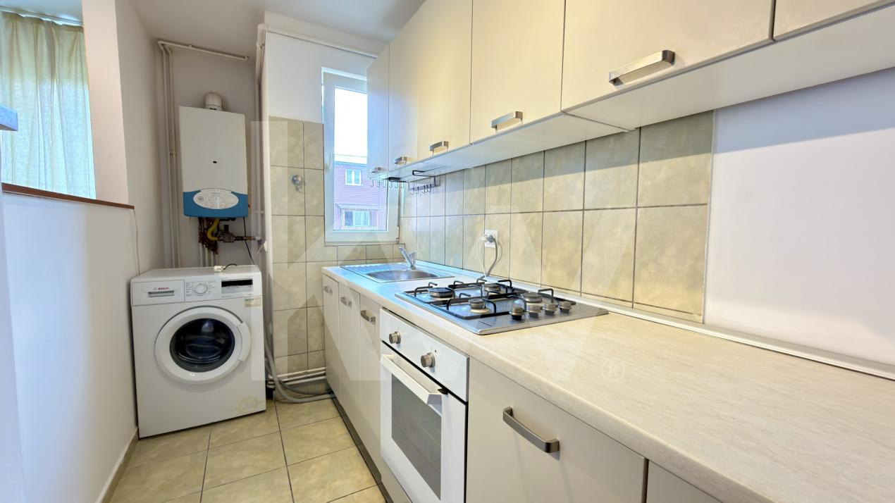 Apartament tip mansardă pe două niveluri, de închiriat, Calea Cisnădiei, Sibiu