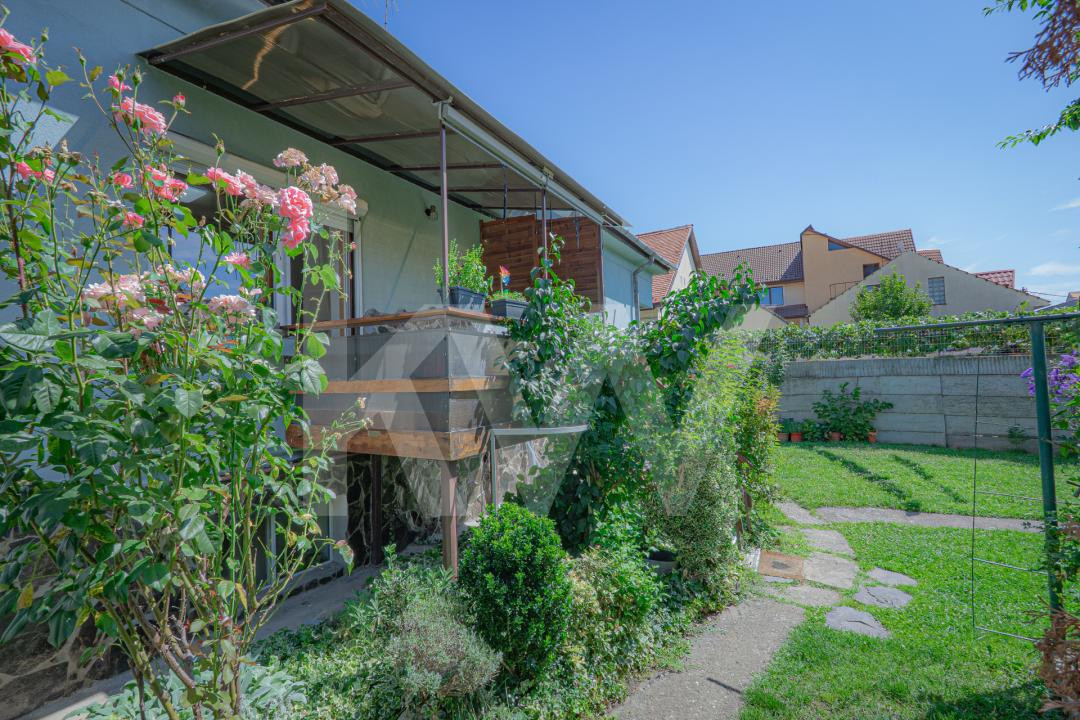 Apartament la casă, zonă liniștită și centrală — Str. Lupeni, Sibiu