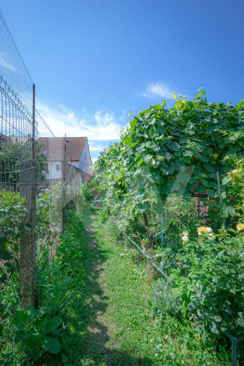 Apartament la casă, zonă liniștită și centrală — Str. Lupeni, Sibiu