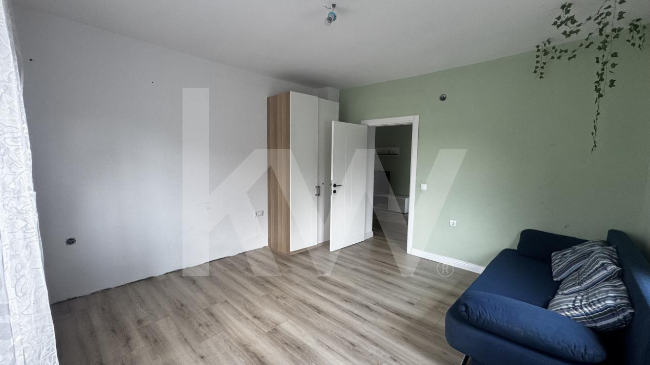 Apartament 3 camere la casă de închiriat Gușterita