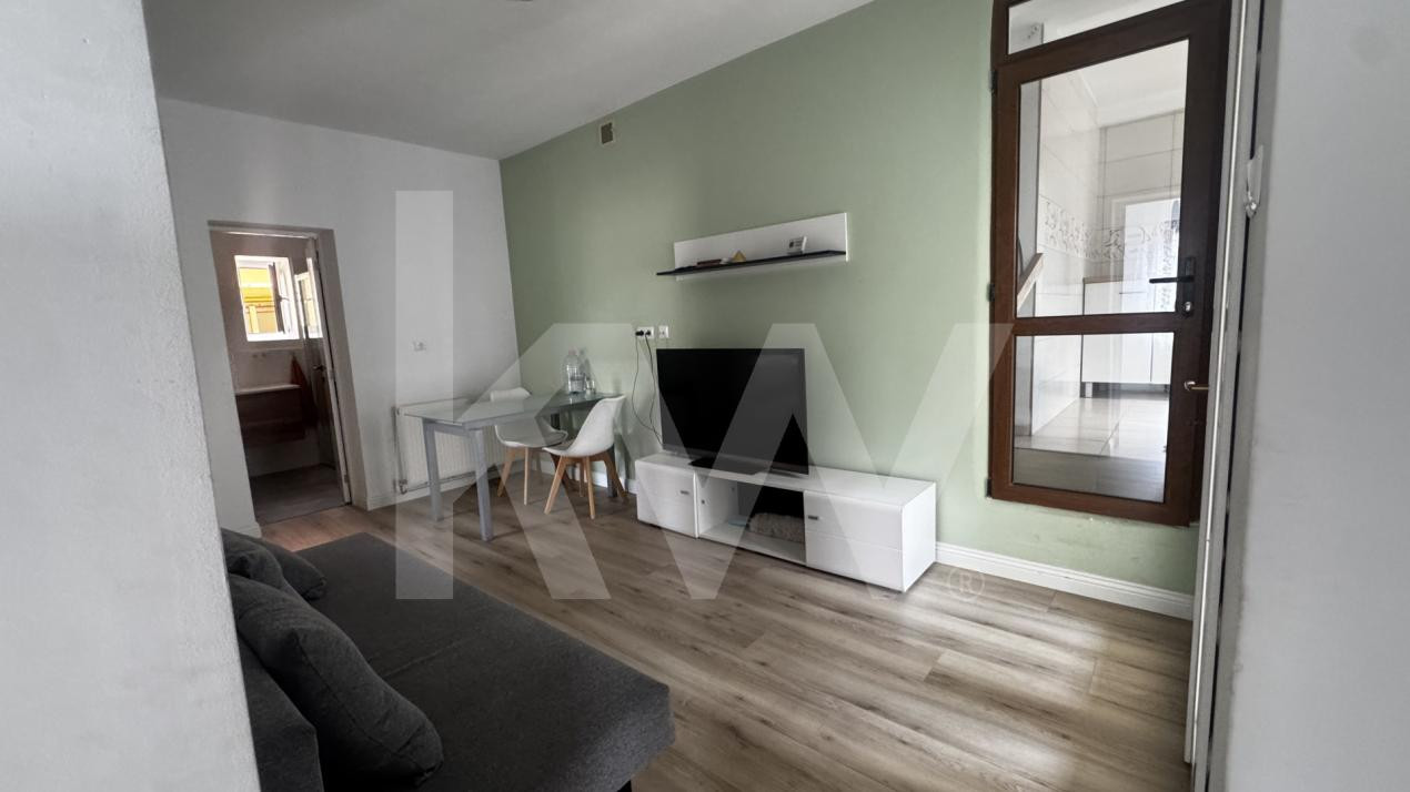 Apartament 3 camere la casă de închiriat Gușterita