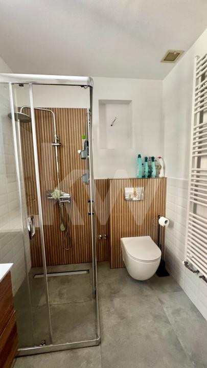 Apartament 3 camere la casă de închiriat Gușterita