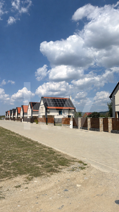 Vânzare urgentă: teren 470 mp și locuință P+E în construcție, Tălmaciu