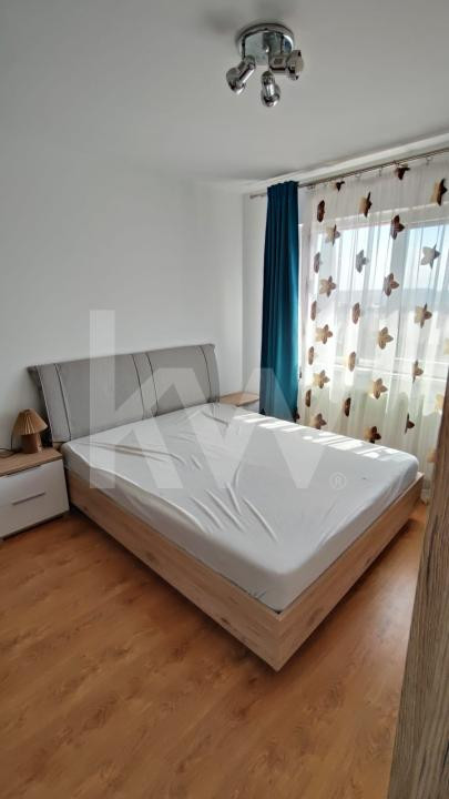 Apartament cu 3 camere de închiriat – Vasile Aaron, mobilat, bloc cu lift