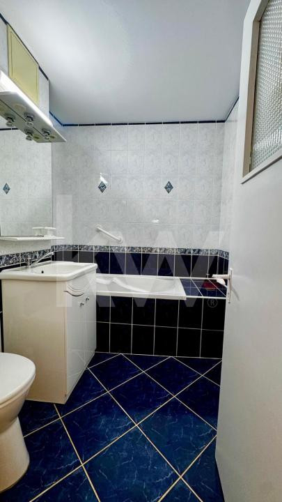 Apartament de închiriat 3 camere în Valea Aurie – preț sub nivelul pieței