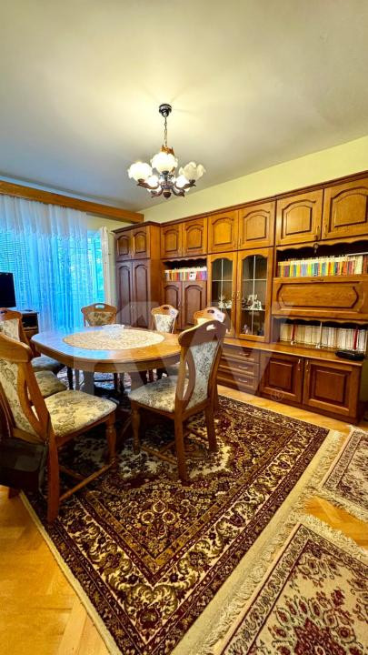 Apartament de închiriat 3 camere în Valea Aurie – preț sub nivelul pieței