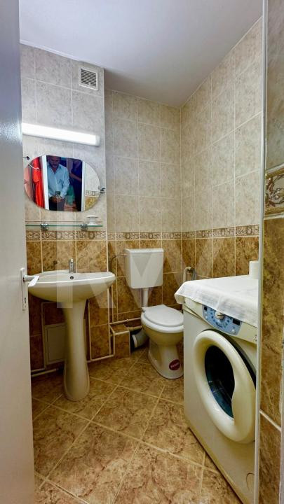 Apartament de închiriat 3 camere în Valea Aurie – preț sub nivelul pieței