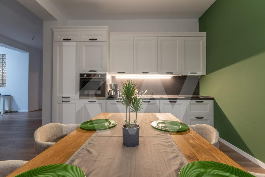 Apartament 3 camere și curte privată | Parcul Sub Arini