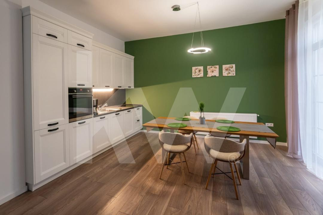 Apartament 3 camere și curte privată | Parcul Sub Arini