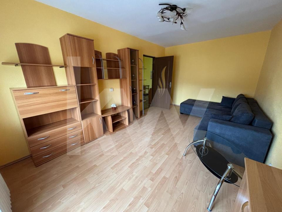 Apartament 3 camere de inchiriat in Valea Aurie