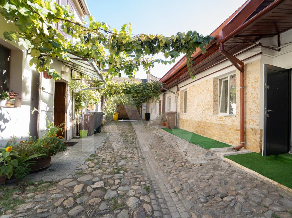 Apartament 3 camere în zona centrală, cu potențial de mansardare - Sibiu