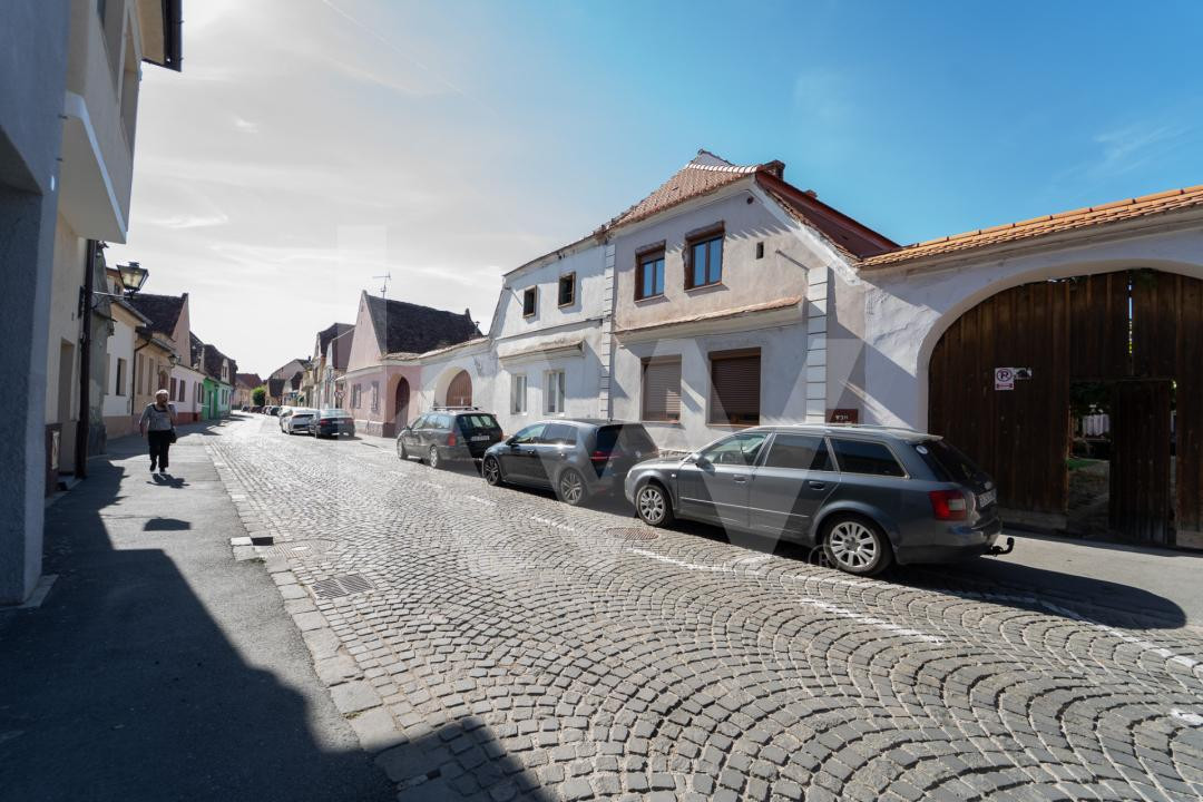 Apartament 3 camere în zona centrală, cu potențial de mansardare - Sibiu